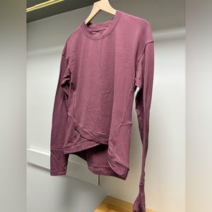 Women’s Lululemon Pullover Sweater Fits like a size 10/12